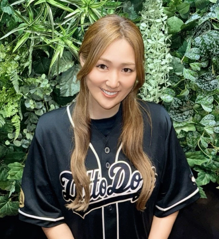髙山佳